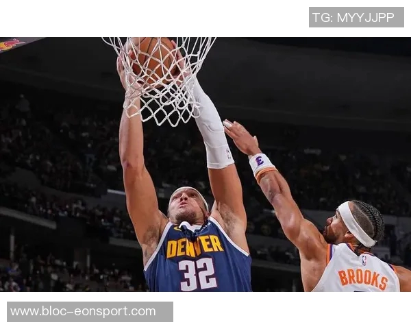 约基奇首节表现惊艳6投全中轻松斩获12分5篮板3助攻 约基奇首节表现惊艳6投全中轻松斩获12分5篮板3助攻