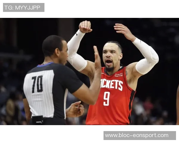 狄龙上半场表现抢眼15投8中砍下18分助球队奋战老东家