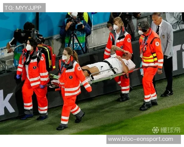 邓弗里斯脚踝疼痛加剧或需手术治疗意天空报道引发关注 邓弗里斯脚踝疼痛加剧或需手术治疗意天空报道引发关注