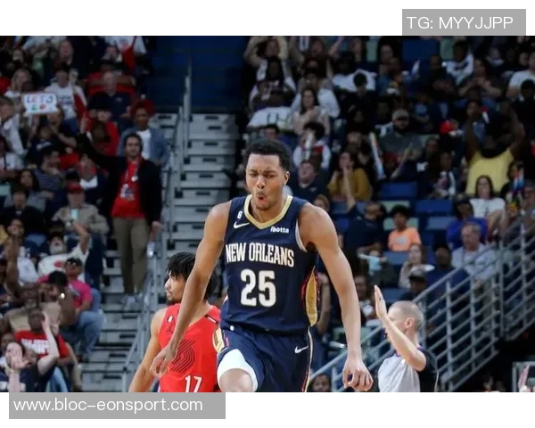 特雷墨菲半场表现抢眼11投6中斩获15分1篮板3抢断展现实力